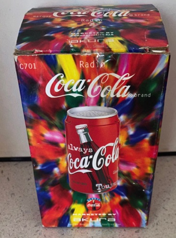 02671-1 € 12,50 coca cola radio in vorm van blikje.jpeg